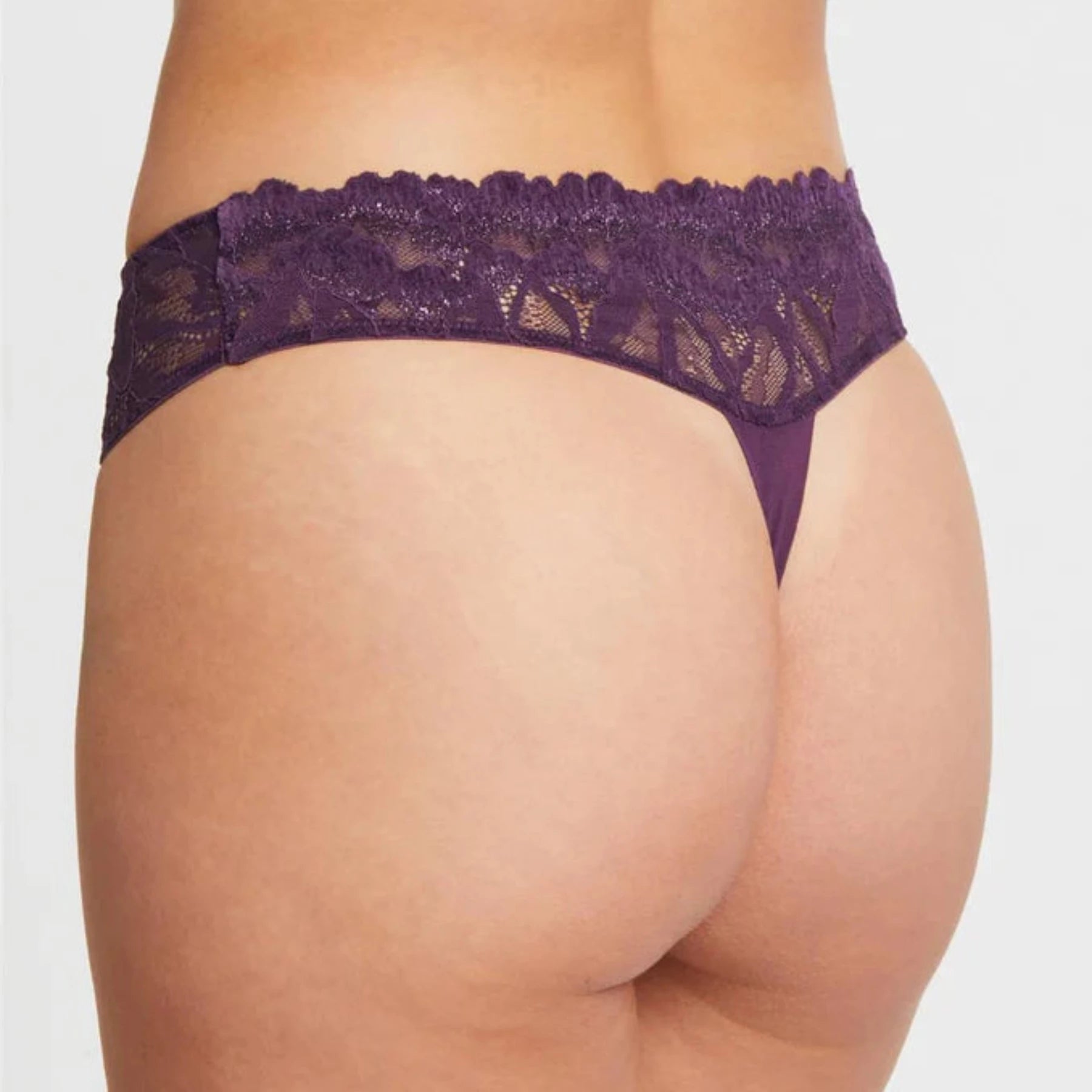 Royale Lace Thong 9533 - Pinot