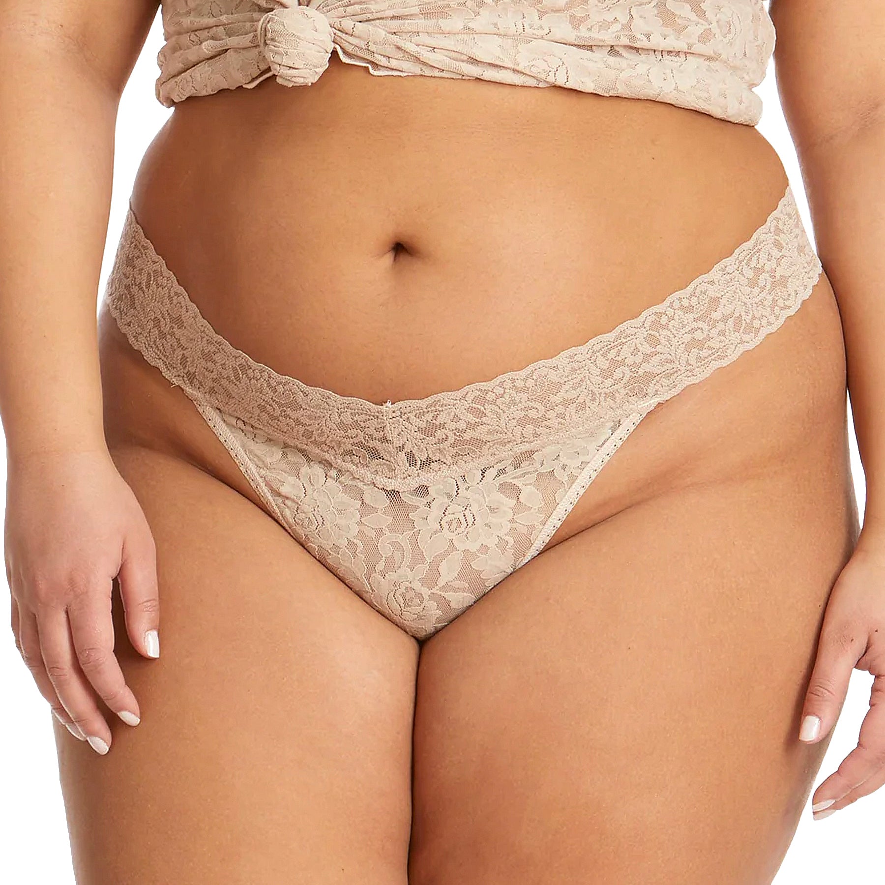 Hanky Panky Signature Lace Original Rise Thong 4811 Chai Front