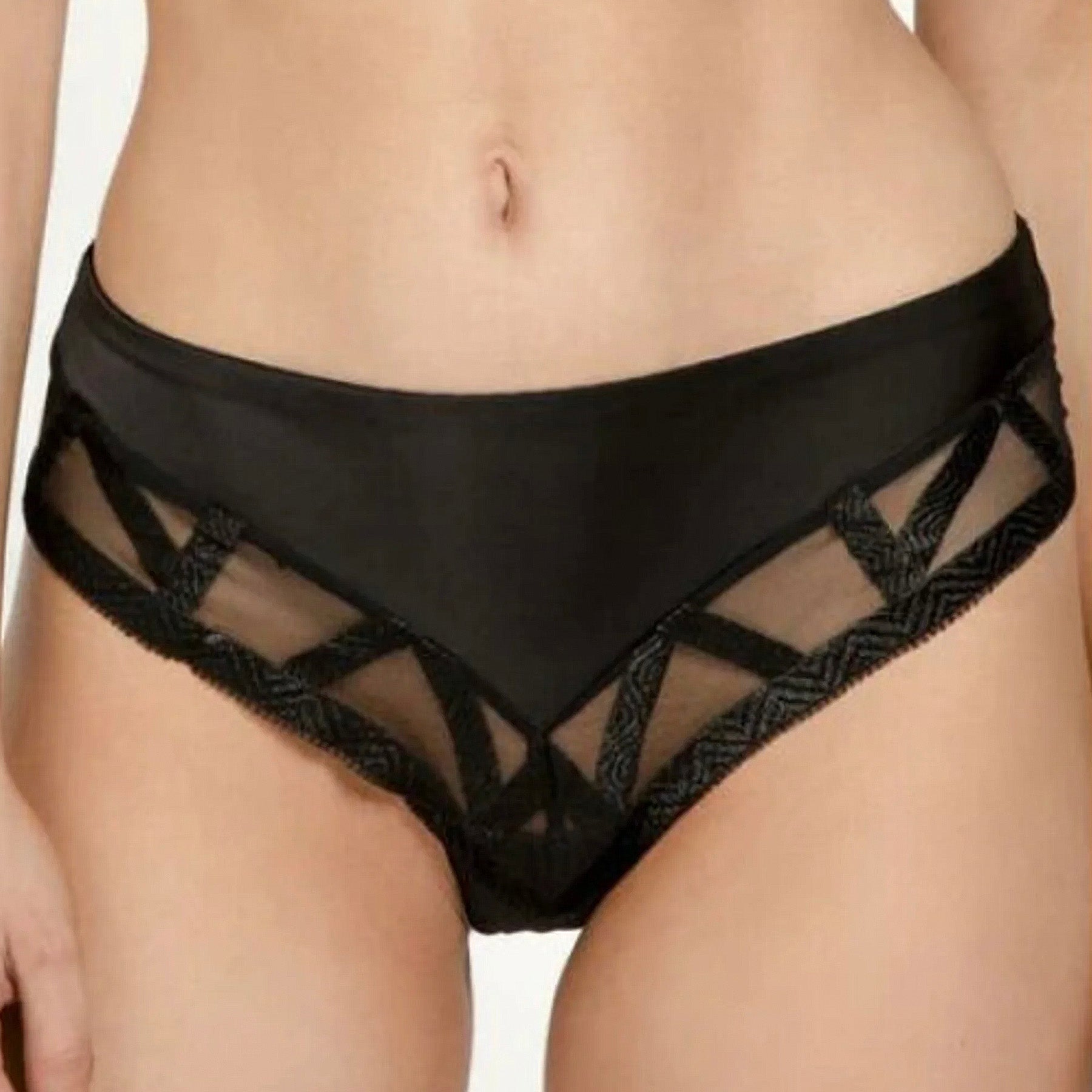 Louisa Bracq Serie Noire Rio Shorty 47143 Black Front